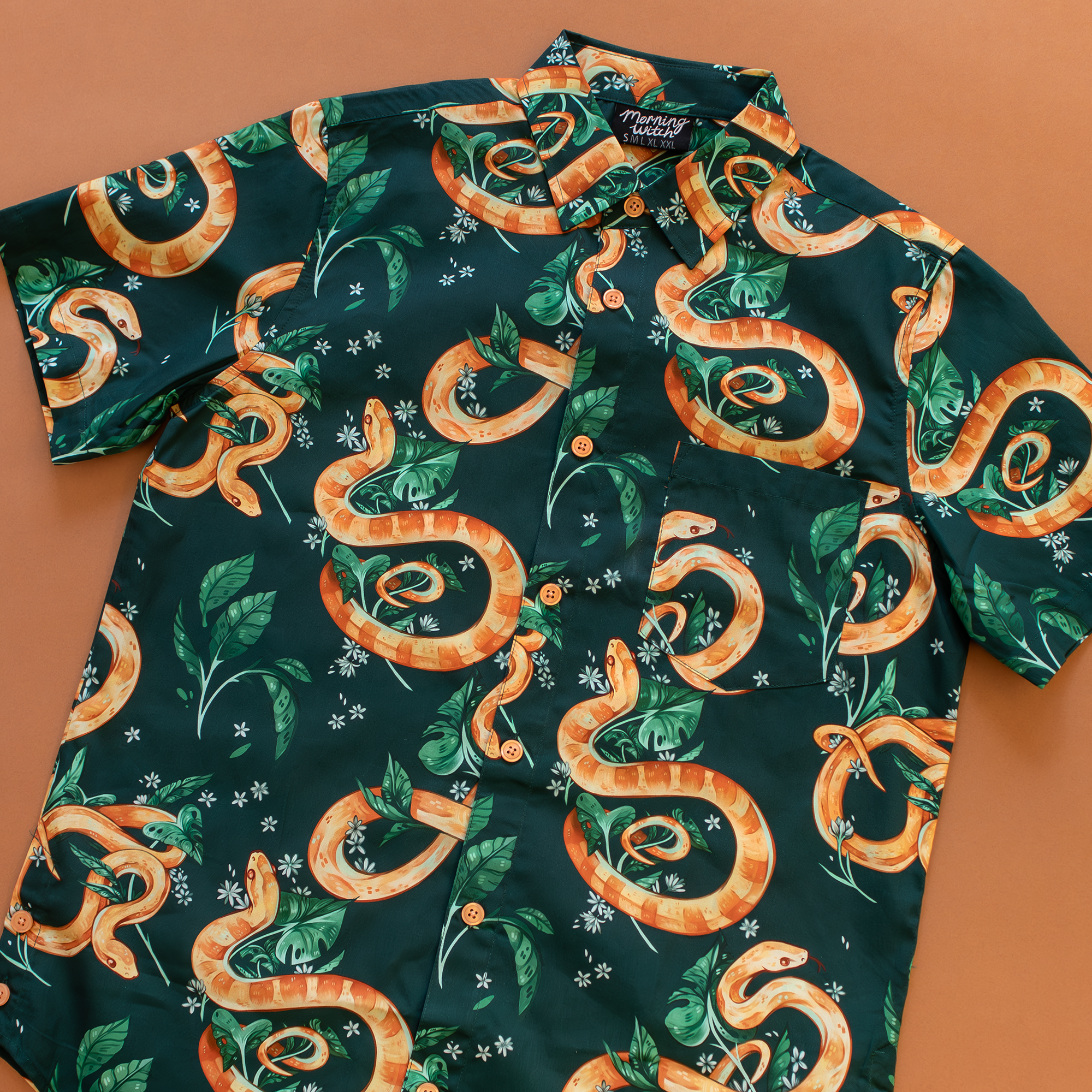 BUTTON DOWN SHIRT] Corn Snake – Morningwitch