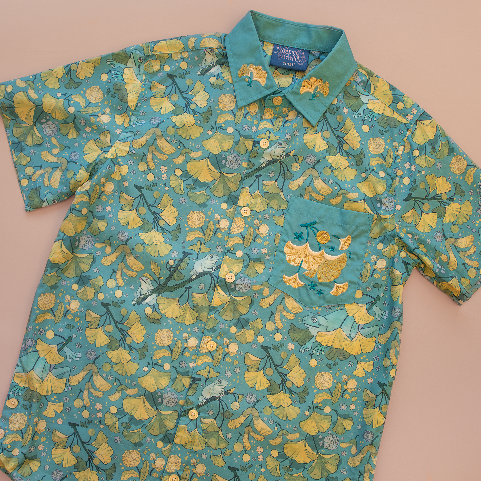 PRESALE [EMBROIDERED BUTTON DOWN SHIRT] Frog & Ginkgo – Morningwitch