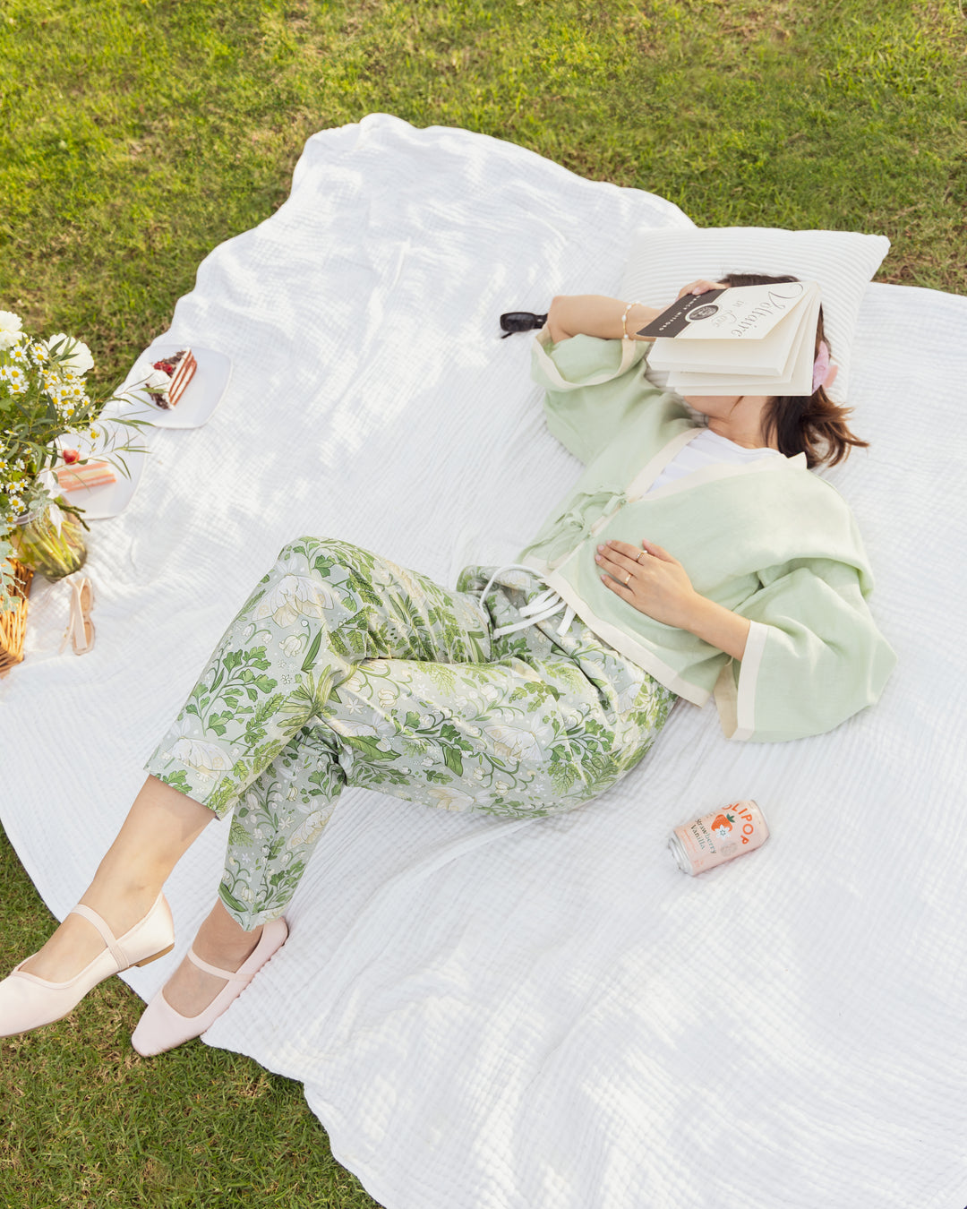 [LINEN CROPPED CARDIGAN] Magnolia & Goldenrod