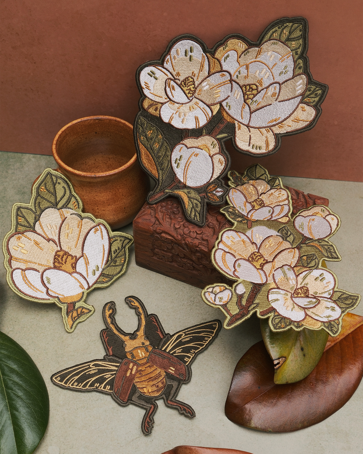 [IRON-ON EMBROIDERED PATCHES] Magnolia - Dark Olive Variant