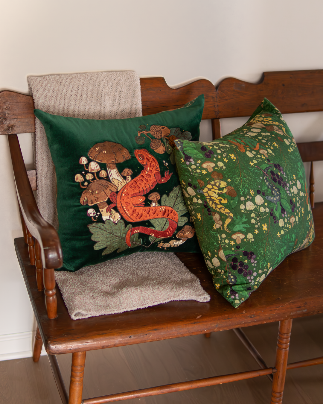COMING FEB/MARCH [COTTON/LINEN PILLOW COVER] Salamander Woods