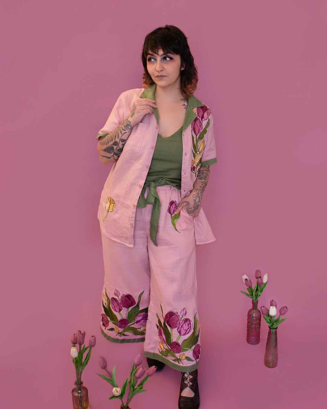 [LINEN BUTTON DOWN] Tulip Bouquet