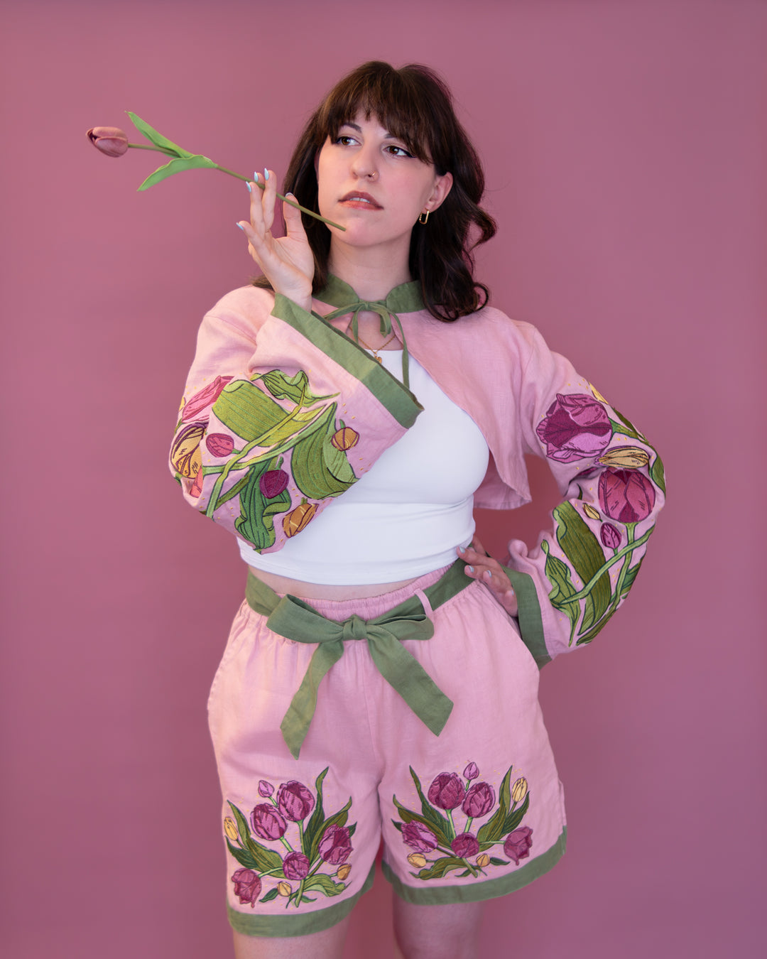 [LINEN SHORTS] Tulip Bouquet