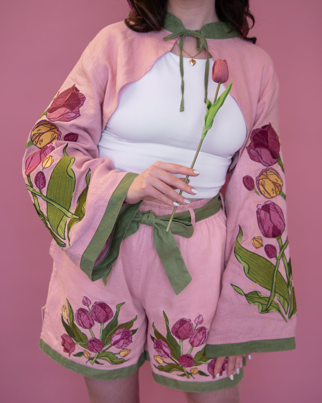 [LINEN BOLERO] Tulip Bouquet