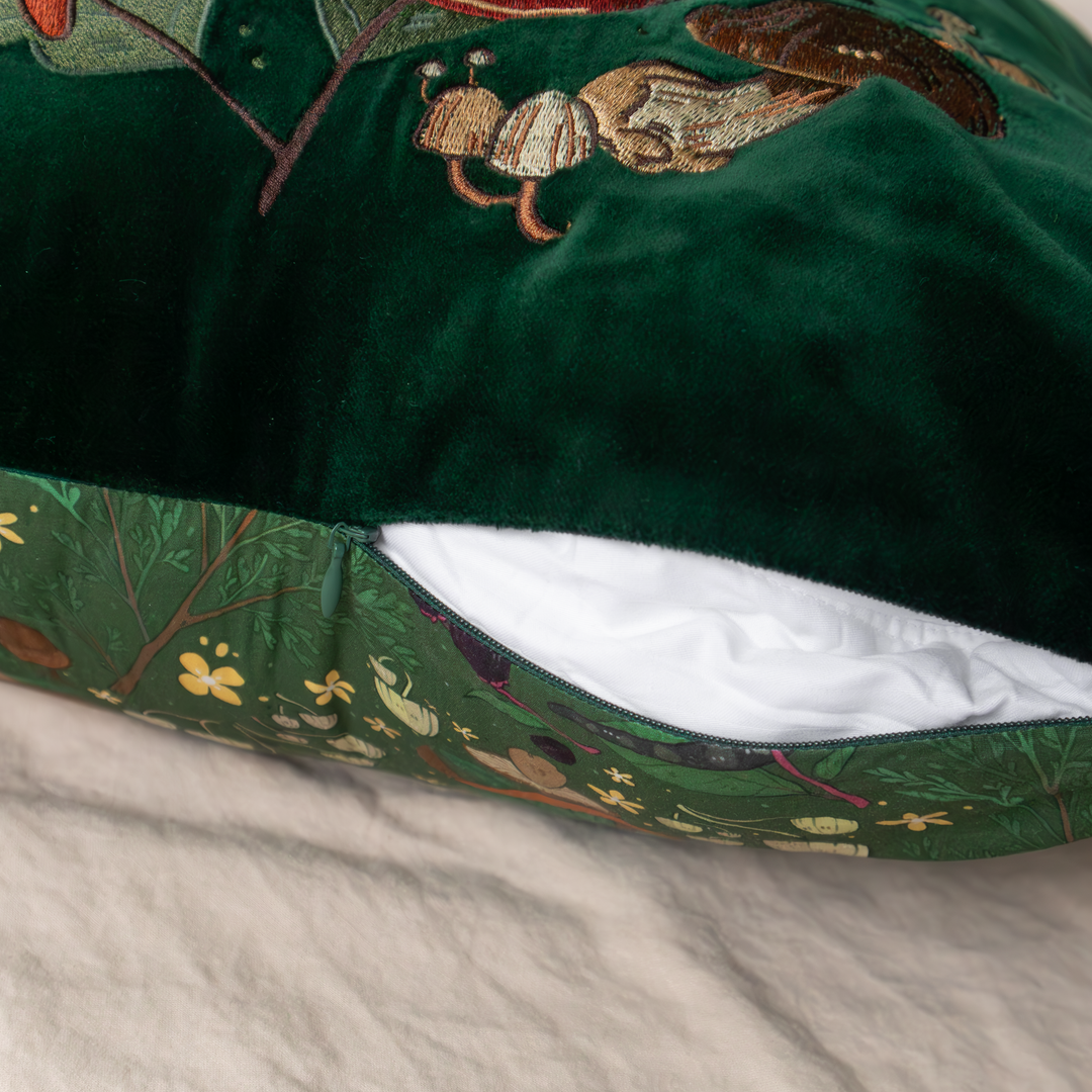 COMING FEB/MARCH [COTTON VELVET PILLOW COVER] Salamander Woods