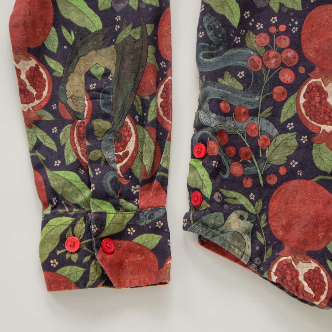 [LONG SLEEVE BUTTON DOWN SHIRT] Scarlet Garden