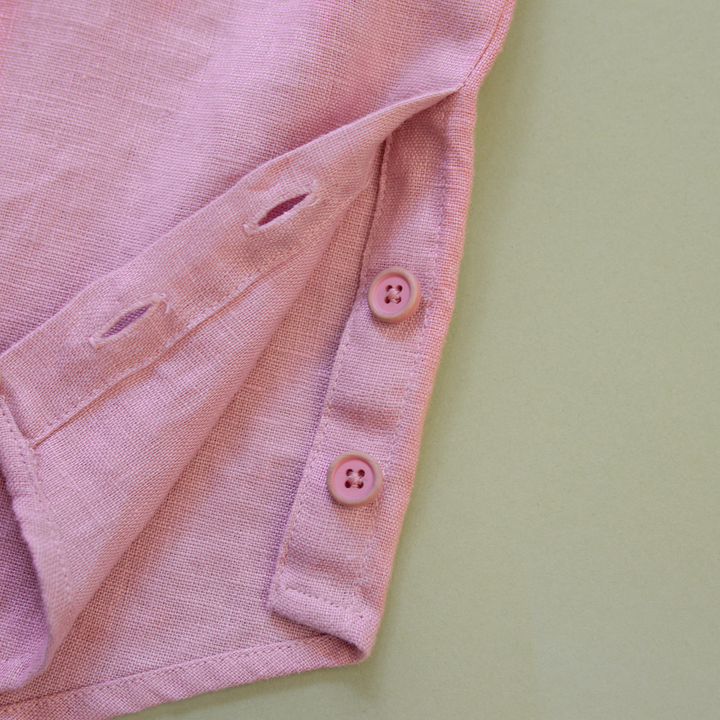 [LINEN BUTTON DOWN] Tulip Bouquet