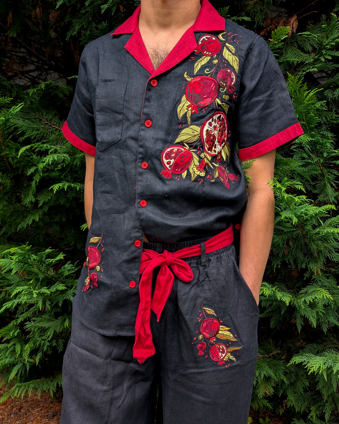 COMING DEC. 13TH [LINEN BUTTON DOWN] Scarlet Garden