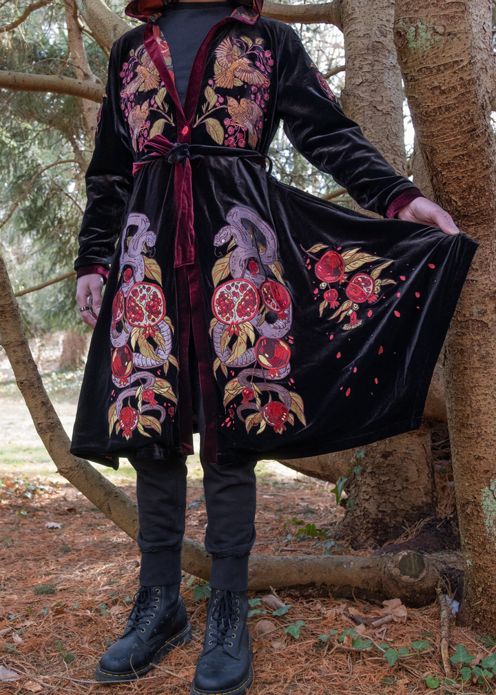 ** read the description! [VELVET LONGLINE COAT] Scarlet Garden